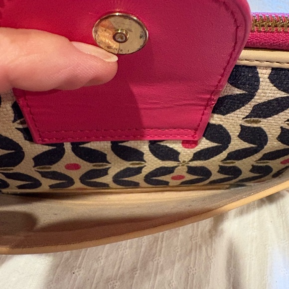 Spartina Maritime Multi Phone Crossbody/wallet - Picture 6 of 15